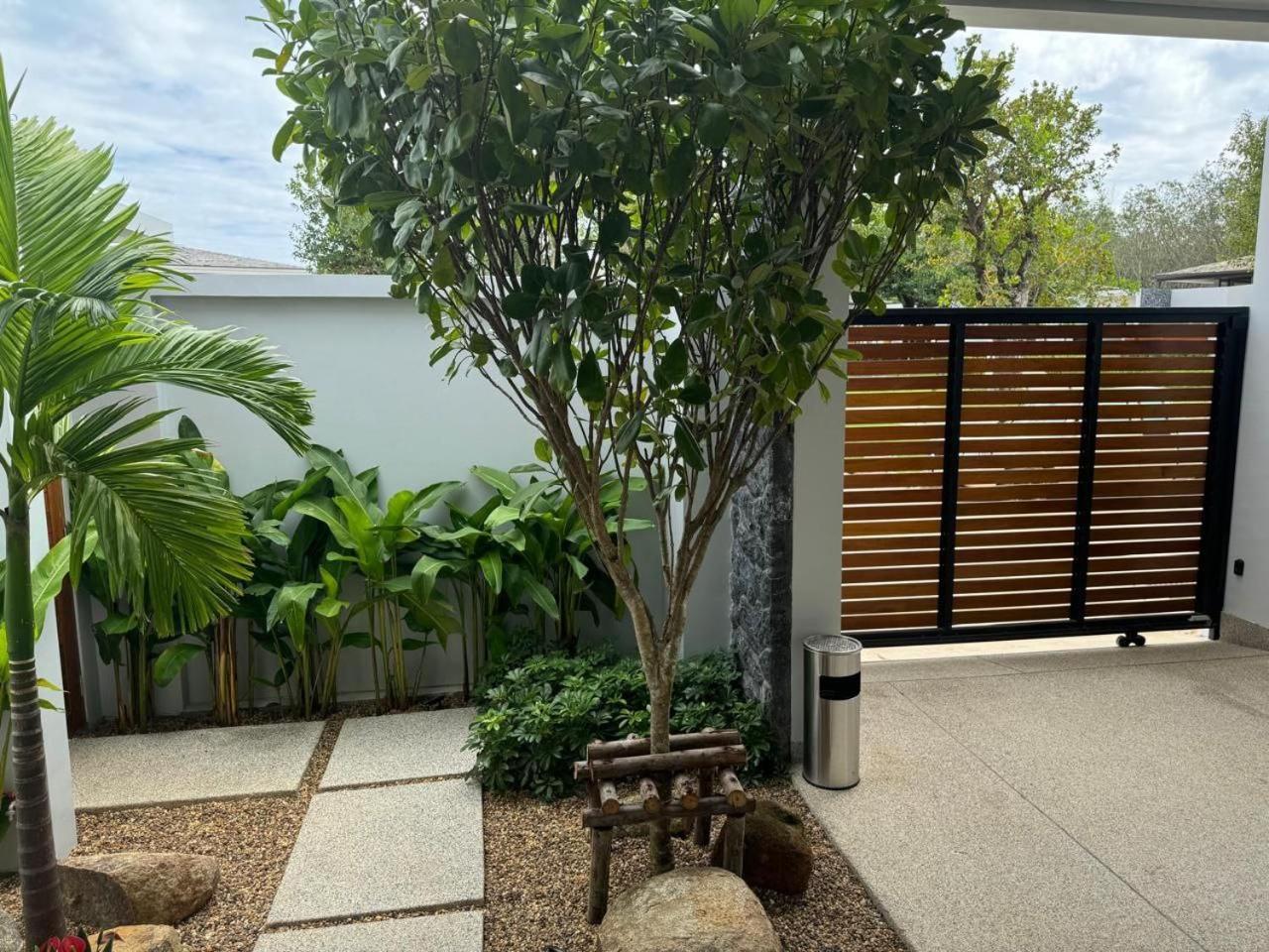 Villa With 3 Botanica Bang Tao