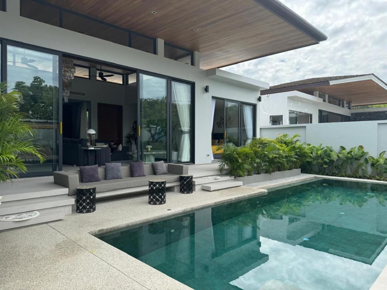 With 3 Botanica Bang Tao Villa Phuket